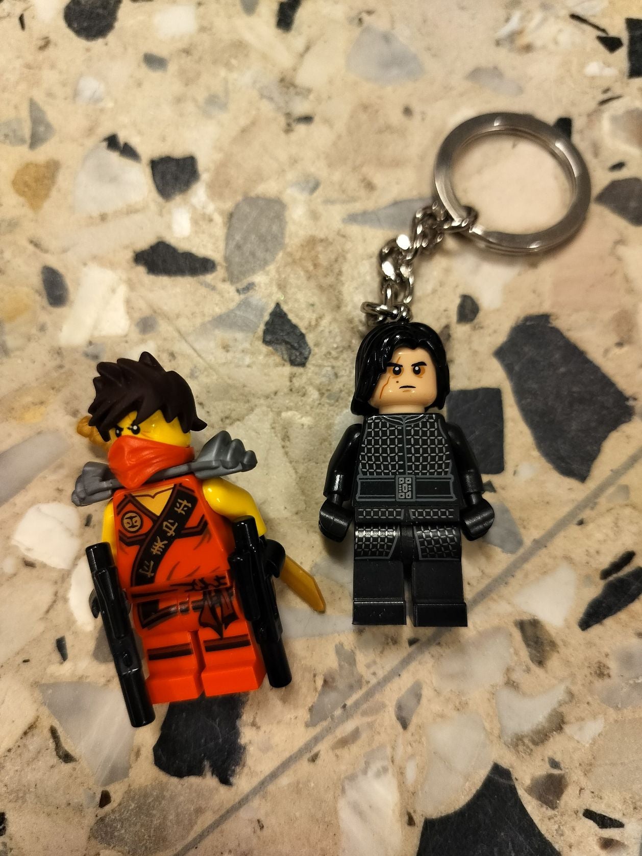 2x LEGO-figurer